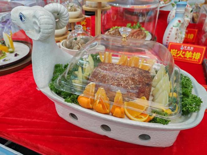 良之隆2025·第十三届中国食材电商节开元棋牌效率美味双优！深圳羊妈妈惊艳(图4)
